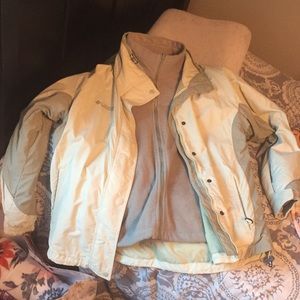Columbia coat. EUC. Shell with fleece insert.
